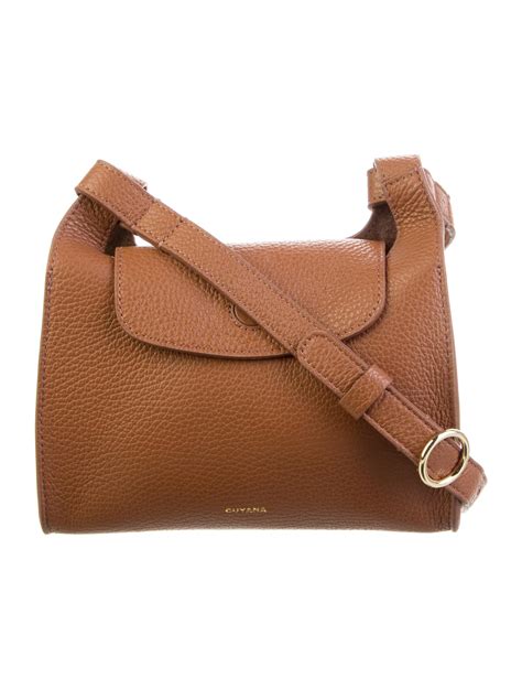 cuyana crossbody.